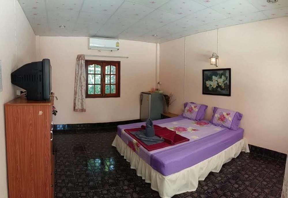 Subtawee Resort Surat Thani Dış mekan fotoğraf